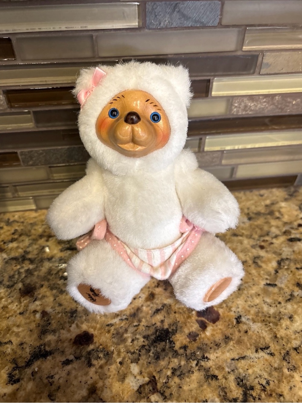 Vintage Collectible 1990 Robert Raikes Bear